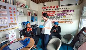 专项法律援助与公益法律服务，法律咨询、案件代理、普法宣传一体化