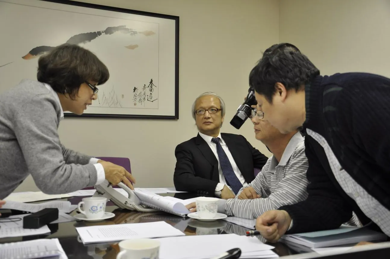 村组合并之后，旧村集体所欠工程款该由谁来付？